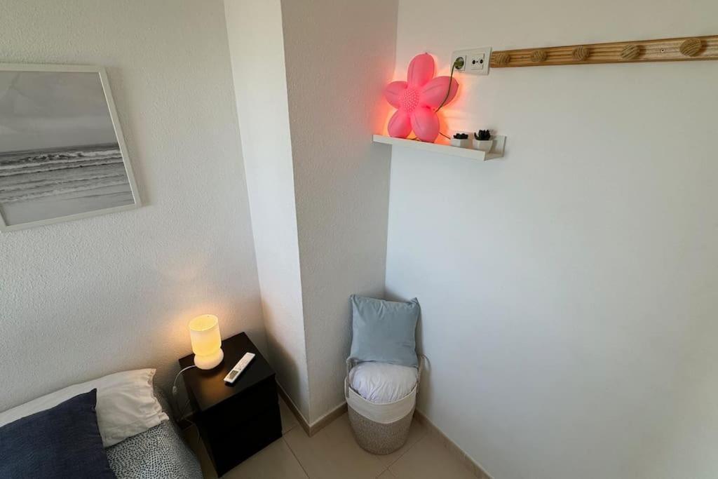 شقة Apartamento A Pie De Playa Con Terraza Y Piscinas بينالماذينا المظهر الخارجي الصورة