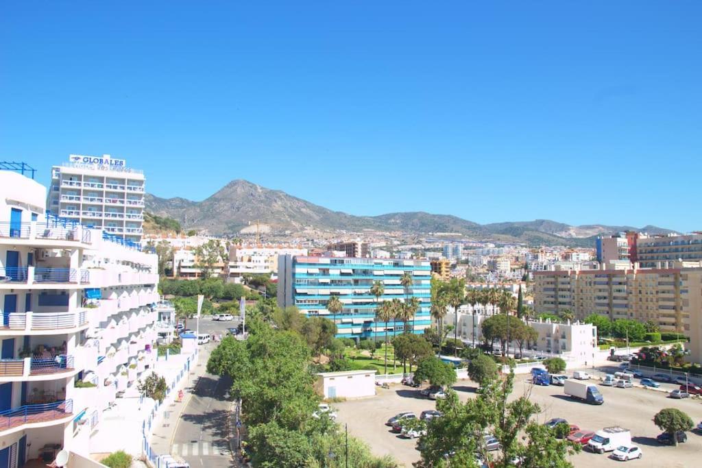شقة Apartamento A Pie De Playa Con Terraza Y Piscinas بينالماذينا المظهر الخارجي الصورة