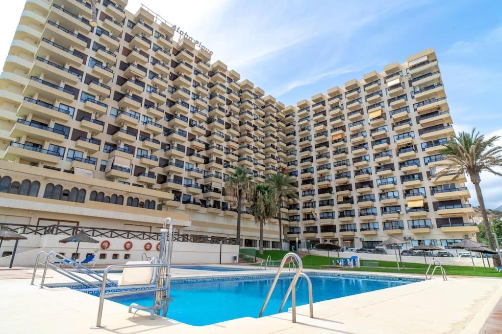 شقة Apartamento A Pie De Playa Con Terraza Y Piscinas بينالماذينا المظهر الخارجي الصورة