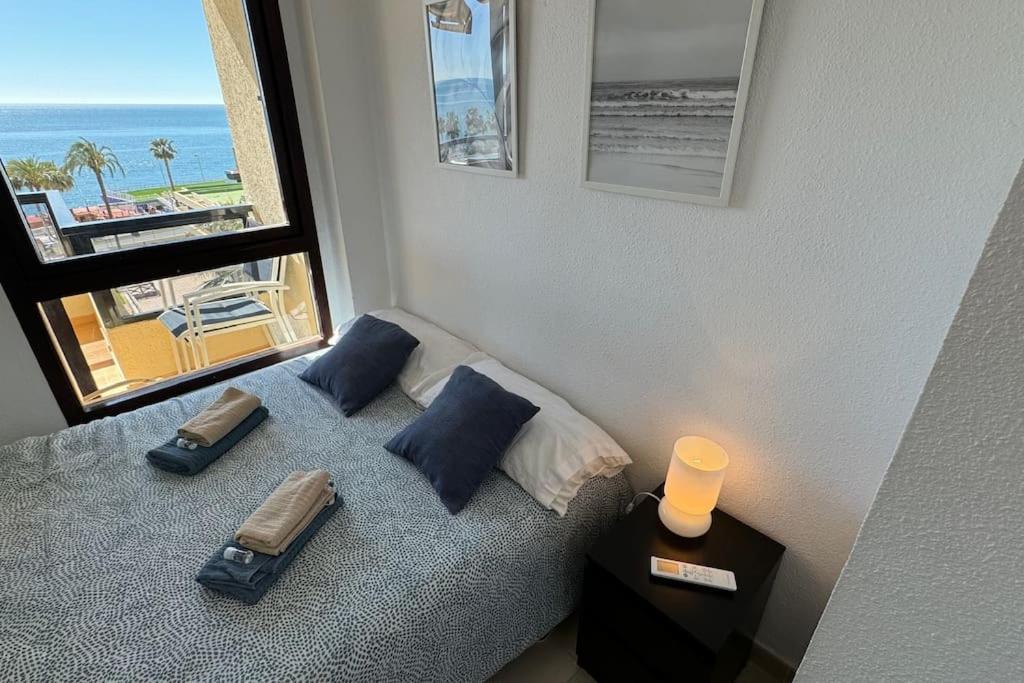 شقة Apartamento A Pie De Playa Con Terraza Y Piscinas بينالماذينا المظهر الخارجي الصورة